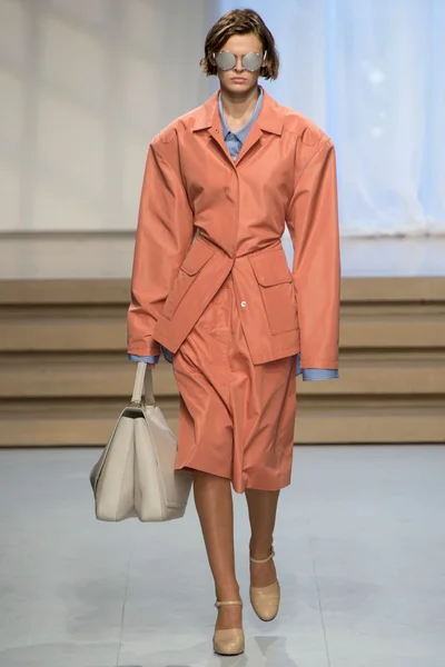 Look 41